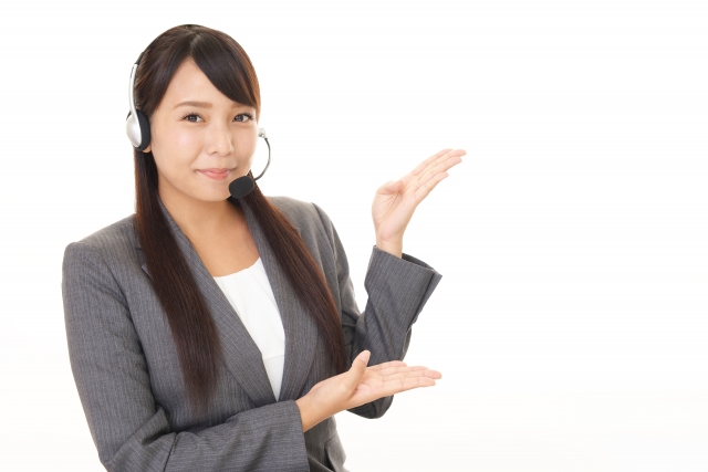 テレマーケティングの女性のイメージ